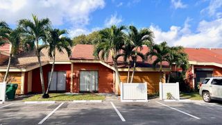 2425 NW 55th Ter, Lauderhill, FL 33313