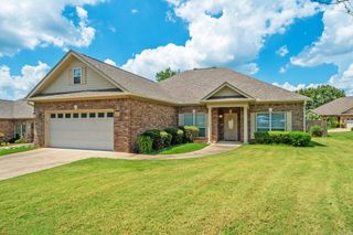 220 Forest Lakes Boulevard, Hot Springs, AR 71913