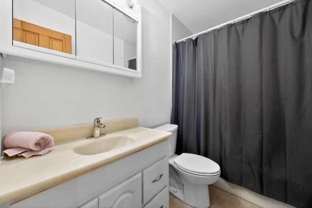 181 PEREGRINE DR, Voorhees, NJ 08043