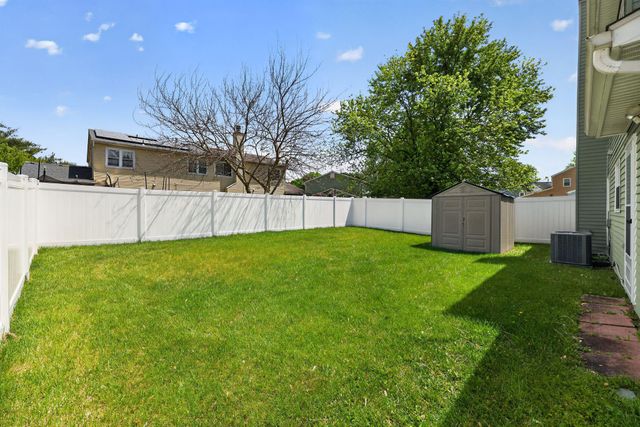 181 PEREGRINE DR, Voorhees, NJ 08043