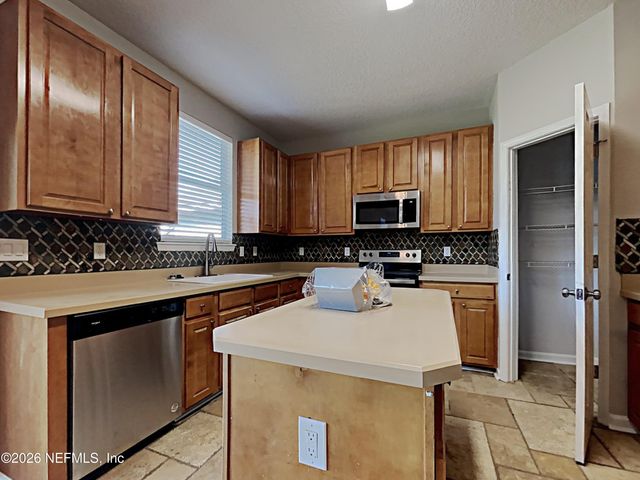 3712 BRIAR Lane, Orange Park, FL 32065
