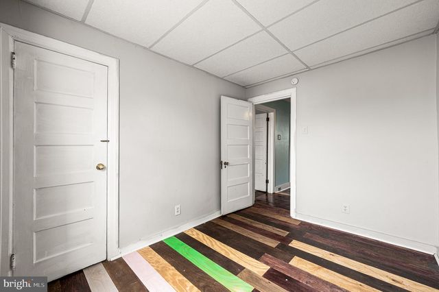 218 N WYCOMBE AVE, Lansdowne, PA 19050