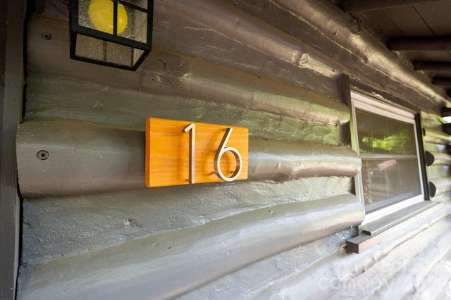 16 Cottage Drive, Asheville, NC 28805