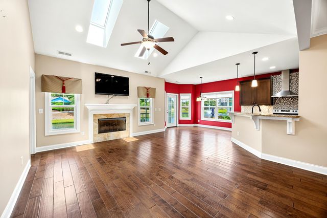 910 Watermark Ct., North Myrtle Beach, SC 29582