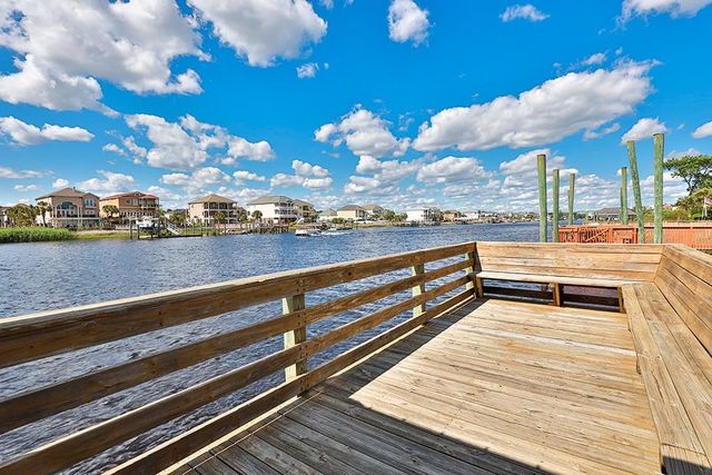 910 Watermark Ct., North Myrtle Beach, SC 29582