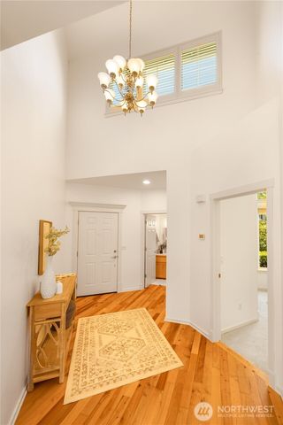 2055 Larchmount Drive NE, Issaquah, WA 98029
