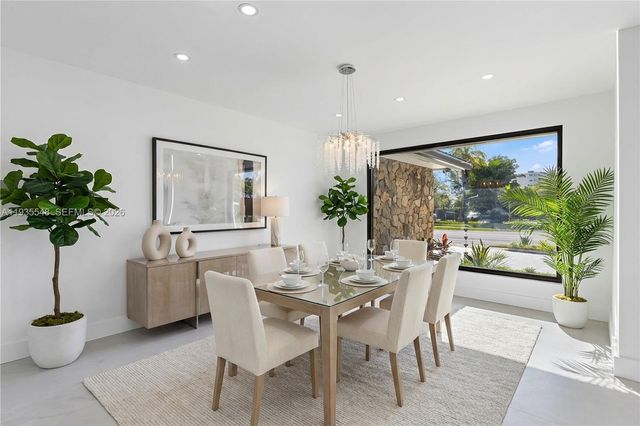 18735 NE 18th Ave, Miami, FL 33179