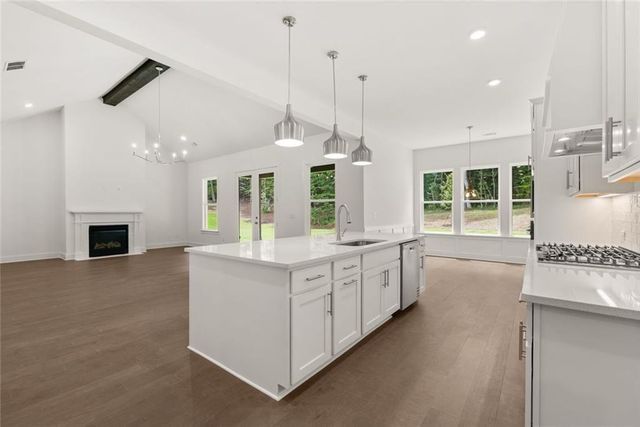 8340 Creekside Overlook Drive, Gainesville, GA 30506