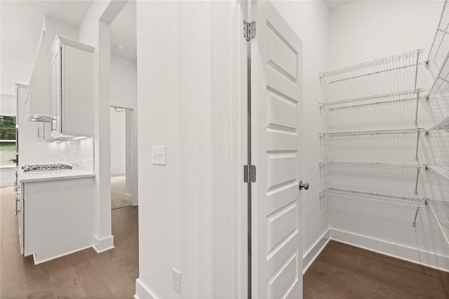 8340 Creekside Overlook Drive, Gainesville, GA 30506