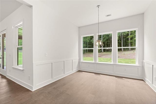 8340 Creekside Overlook Drive, Gainesville, GA 30506