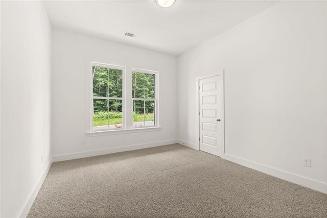 8340 Creekside Overlook Drive, Gainesville, GA 30506