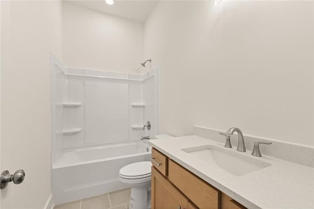 8340 Creekside Overlook Drive, Gainesville, GA 30506