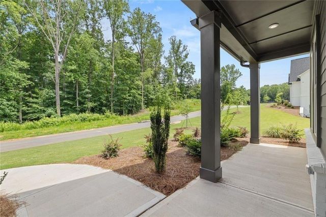 8340 Creekside Overlook Drive, Gainesville, GA 30506