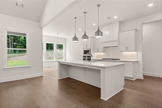 8340 Creekside Overlook Drive, Gainesville, GA 30506