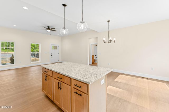 2327 Geraldine Way, Sevierville, TN 37876