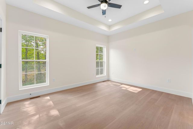 2327 Geraldine Way, Sevierville, TN 37876