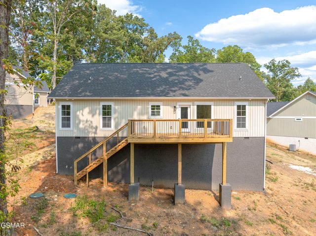 2327 Geraldine Way, Sevierville, TN 37876