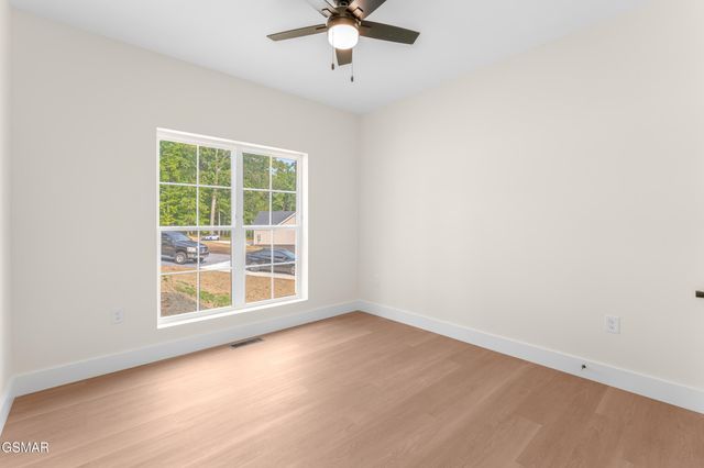 2327 Geraldine Way, Sevierville, TN 37876