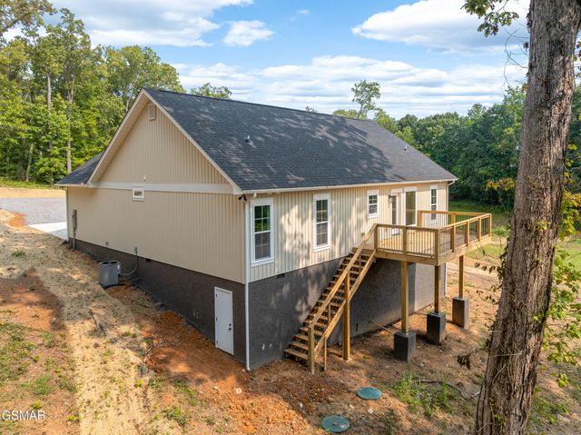2327 Geraldine Way, Sevierville, TN 37876