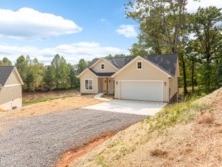 2327 Geraldine Way, Sevierville, TN 37876