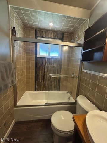 11821 Ronald Drive, Parma, OH 44130
