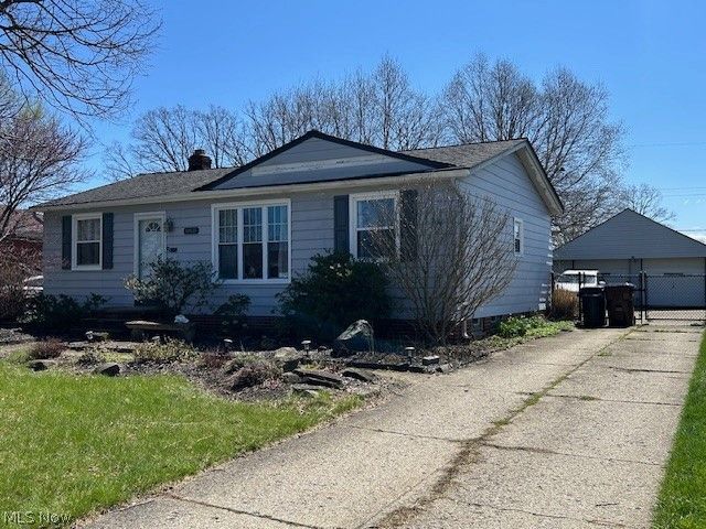 11821 Ronald Drive, Parma, OH 44130