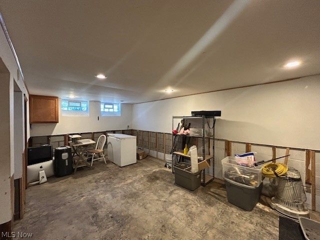11821 Ronald Drive, Parma, OH 44130