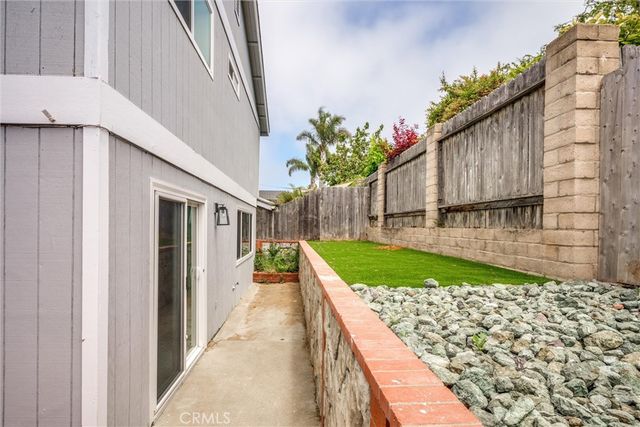 1215 S 16th, Grover Beach, CA 93433