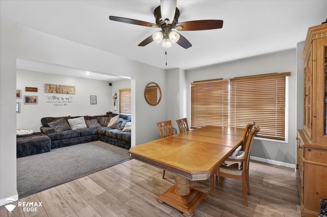 1063 W Pine Avenue, Mount Morris, MI 48458