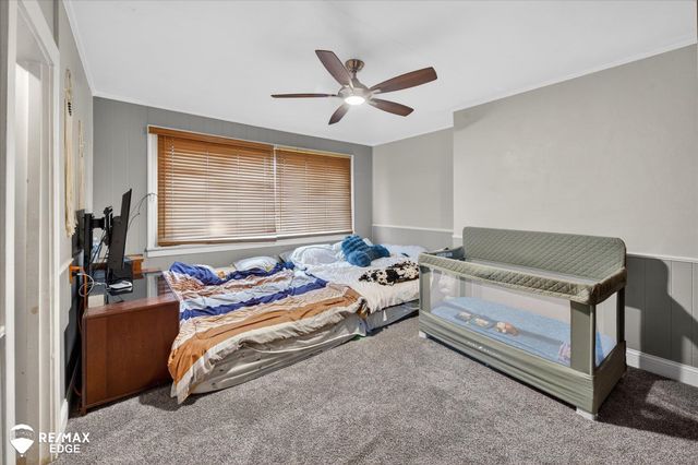 1063 W Pine Avenue, Mount Morris, MI 48458