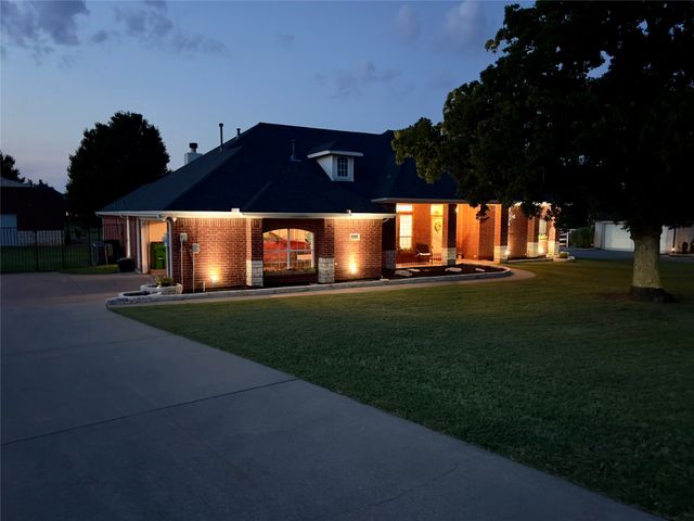 3009 Big Springs Drive, Joshua, TX 76058
