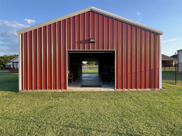 3009 Big Springs Drive, Joshua, TX 76058