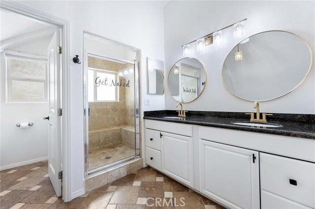 22870 Trigger Street, Chatsworth (los Angeles), CA 91311