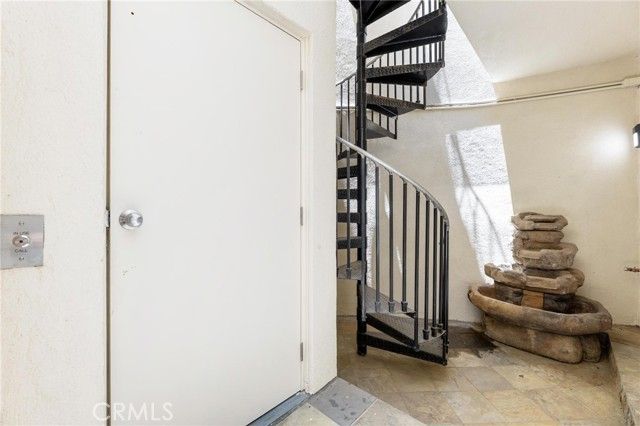 22870 Trigger Street, Chatsworth (los Angeles), CA 91311