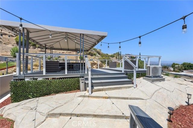 22870 Trigger Street, Chatsworth (los Angeles), CA 91311