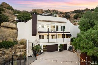 22870 Trigger Street, Chatsworth (los Angeles), CA 91311