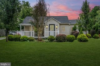 247 FRIENDSHIP RD, Cranbury, NJ 08512