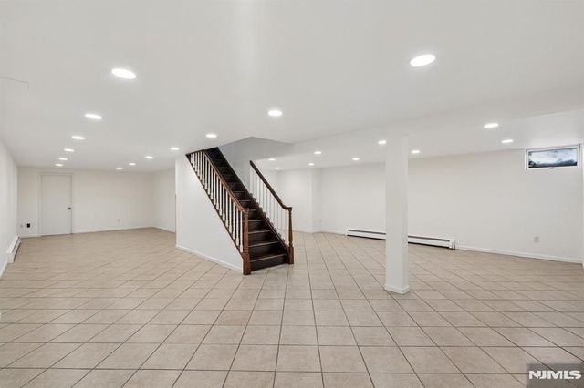 36 Scarsdale Drive, Livingston, NJ 07039