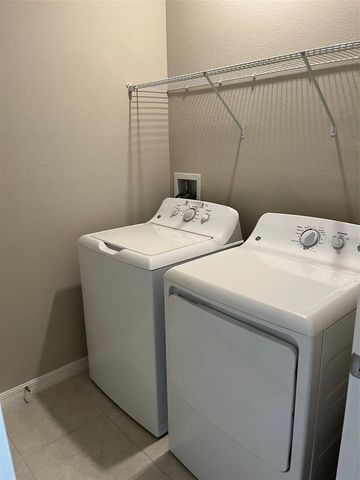 31611 BLUE PASSING LOOP, Wesley Chapel, FL 33545