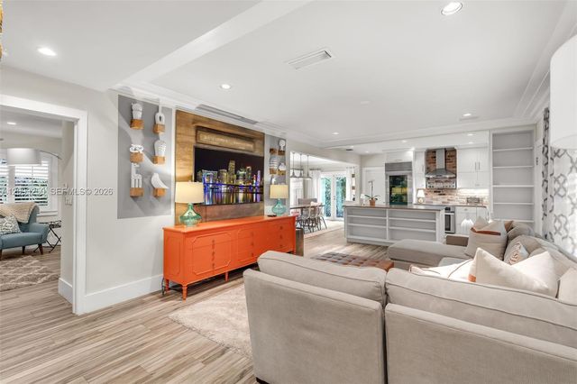 700 Vilabella Avenue, Coral Gables, FL 33146