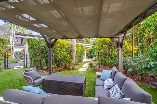 700 Vilabella Avenue, Coral Gables, FL 33146