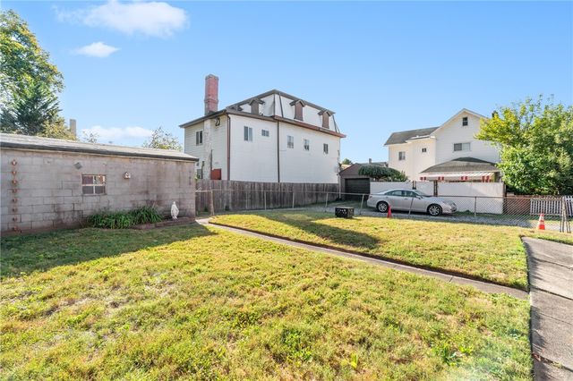 216 Clifton Ave, Sharpsburg, PA 15215