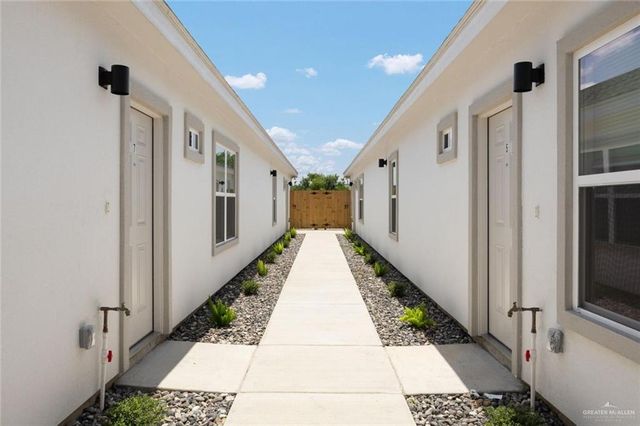 740 N Alamo Road 23, Alamo, TX 78516