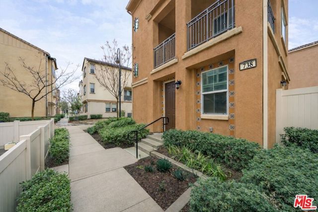 738 Ash Lane, Pomona, CA 91767