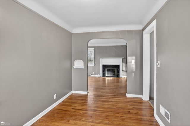 3320 W Genesee Avenue, Saginaw, MI 48602