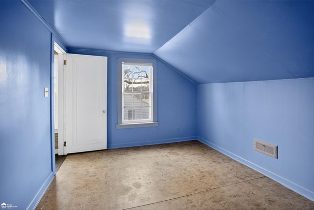 3320 W Genesee Avenue, Saginaw, MI 48602