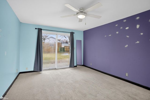 3320 W Genesee Avenue, Saginaw, MI 48602