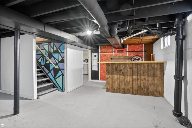 3320 W Genesee Avenue, Saginaw, MI 48602