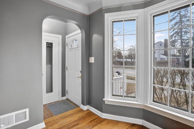 3320 W Genesee Avenue, Saginaw, MI 48602