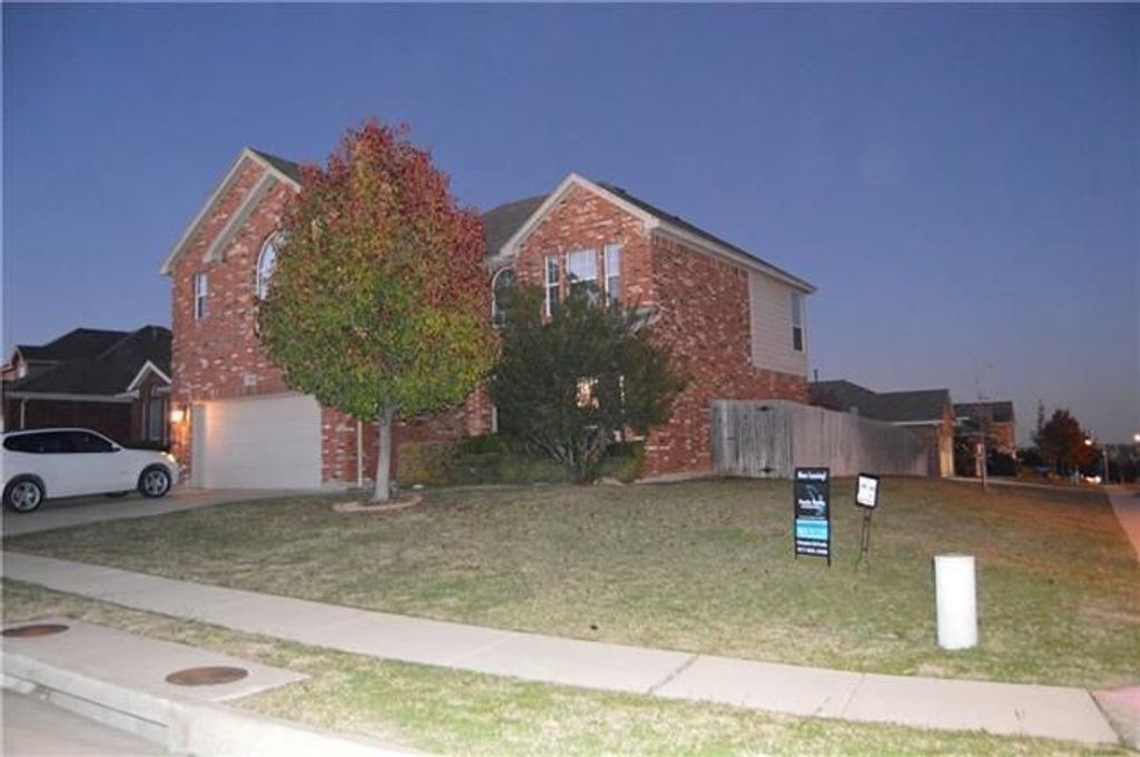 6100 Horse Trap Drive, Fort Worth, TX 76179